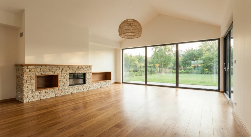 Unaltered empty room